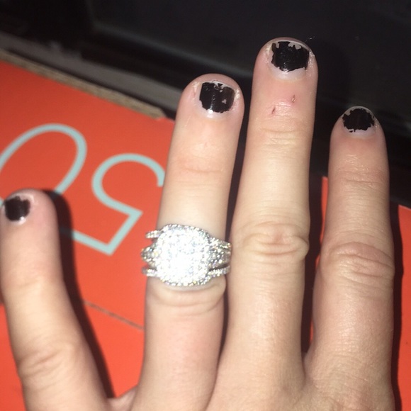 Wedding ring and bands size 6 - Picture 2 of 8